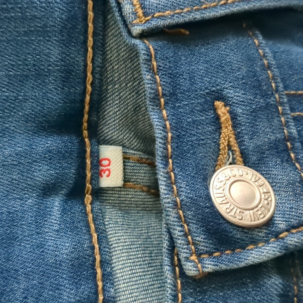 Jeans - Picture 2 of 3